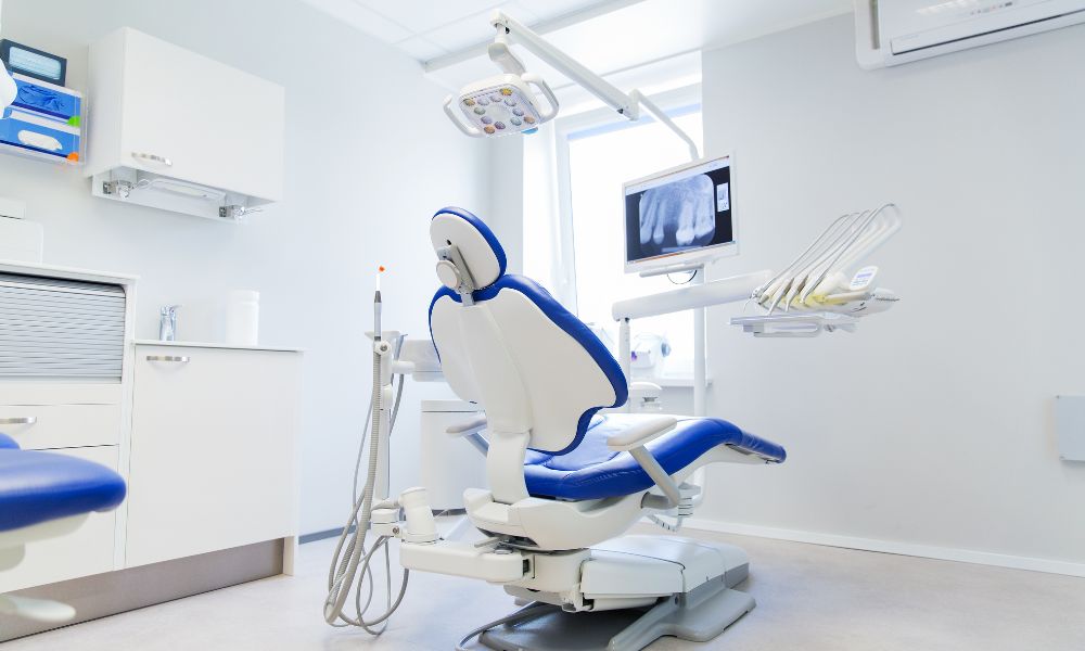 State-of-the-art dental technology at Friedman Dental, ensuring precise, efficient, and minimally invasive treatments for all patients.