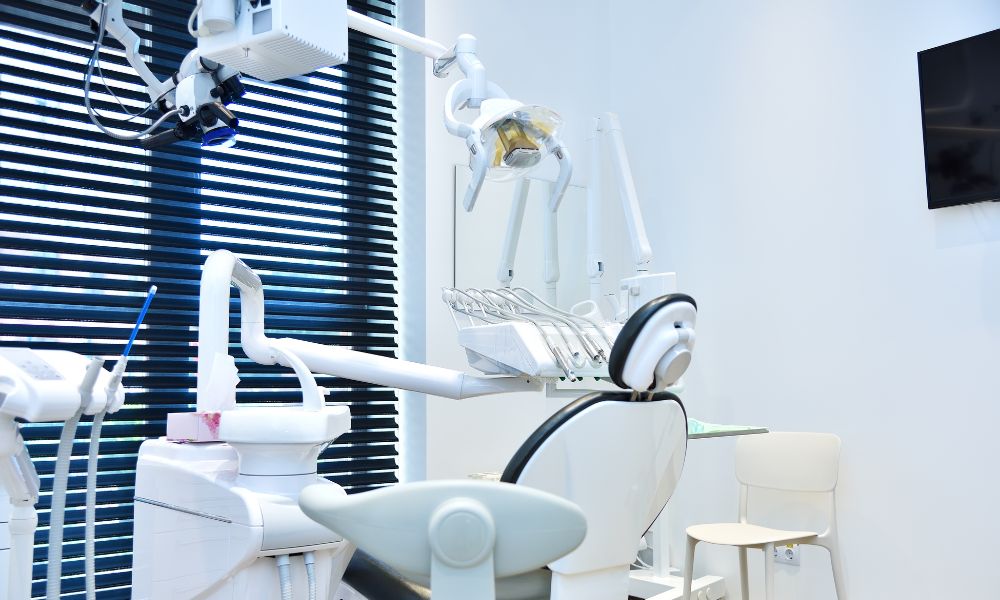State-of-the-art dental tools at Friedman Dental Group, ensuring precise and gentle care during every procedure.