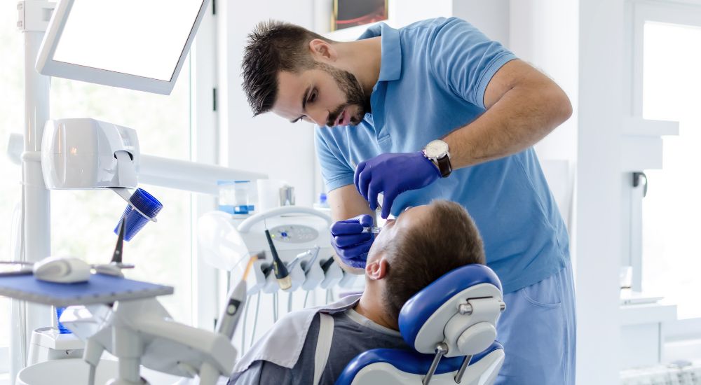 "Modern and welcoming Friedman Dental Group clinic, the best dentist choice in Delray Beach FL.