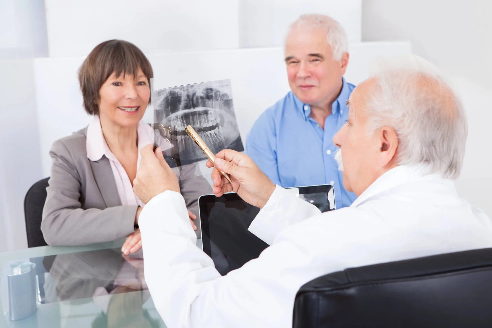 dentist coral springs delta dental talking to senior patients