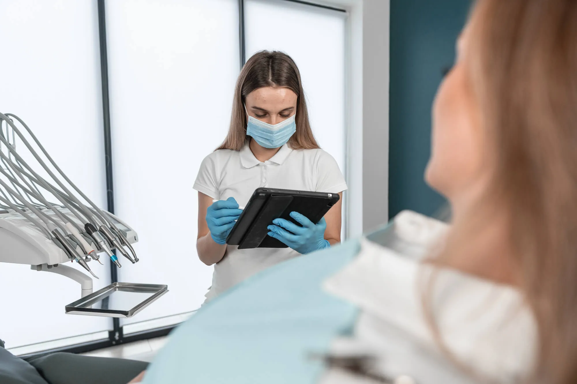 dentist north lauderdale taking notes